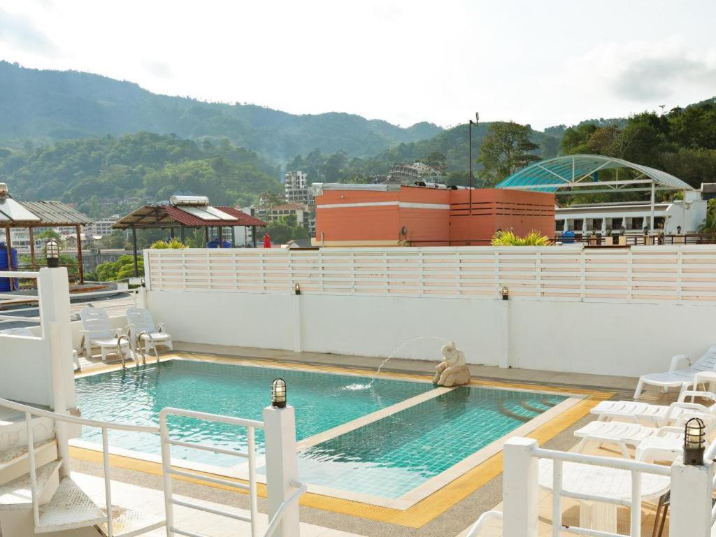 Garden Phuket Hotel Patong Exterior photo