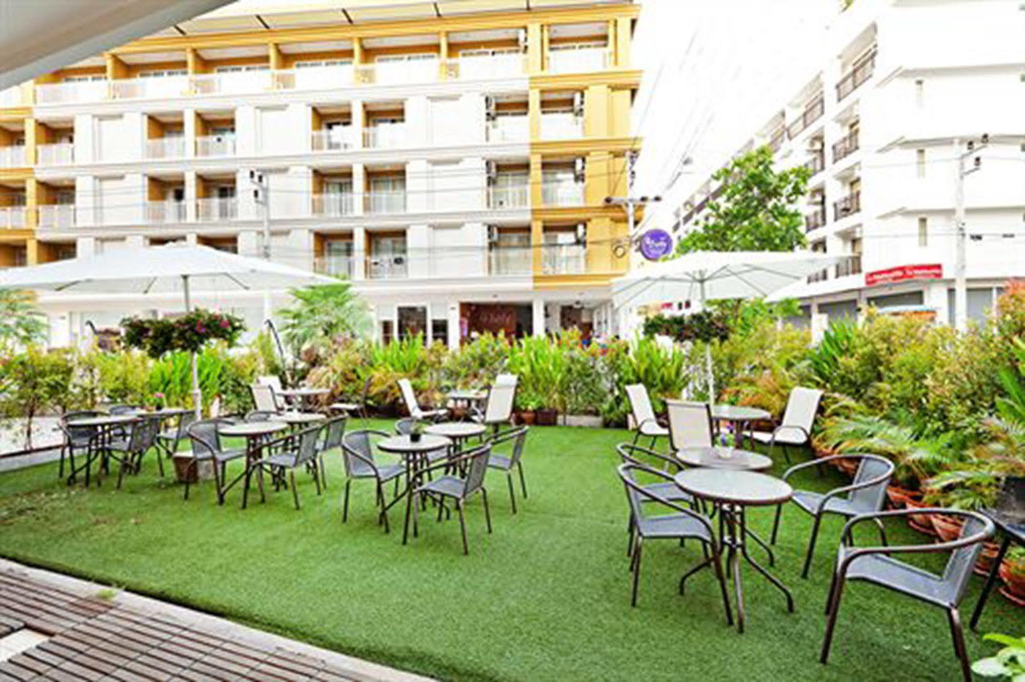Garden Phuket Hotel Patong Exterior photo